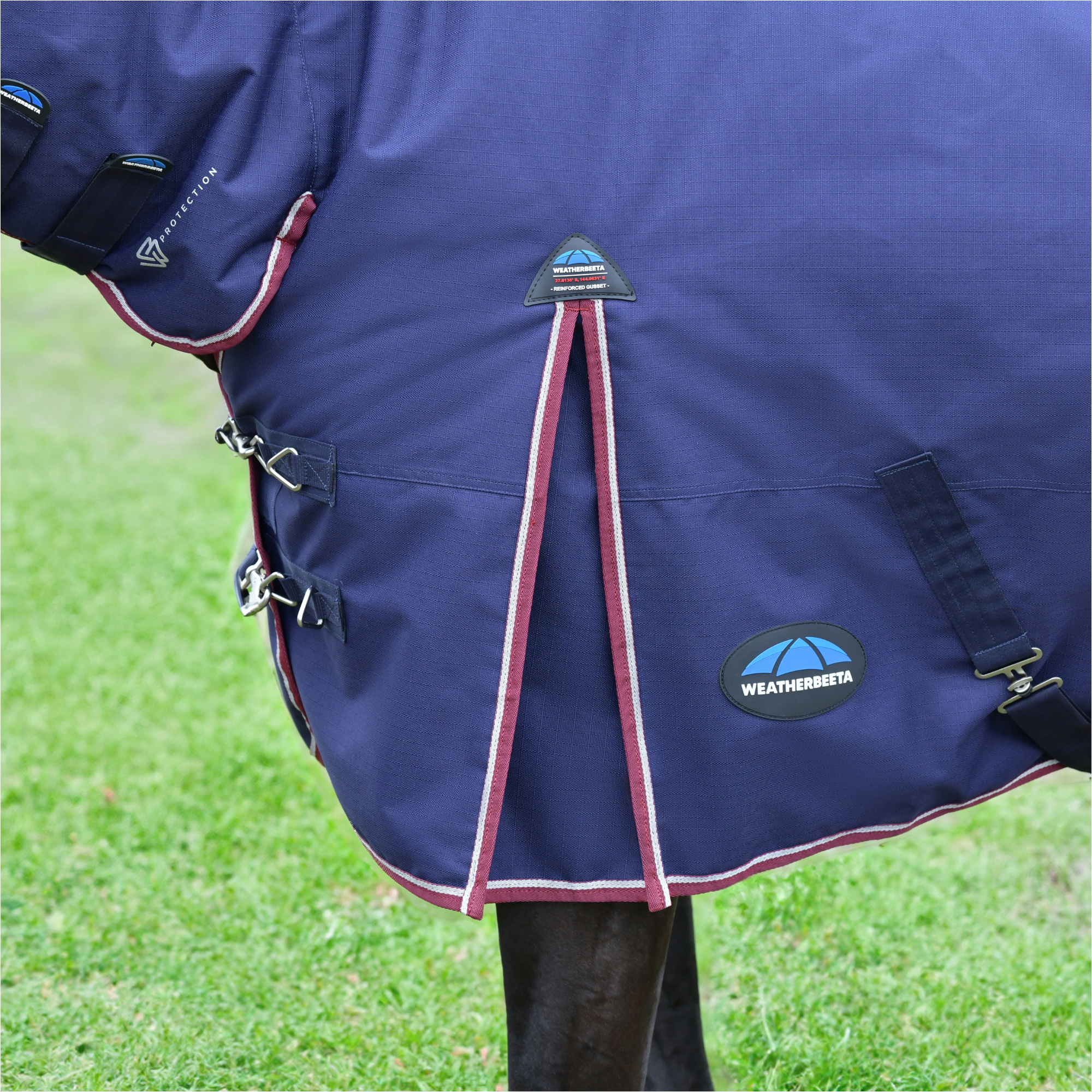 2025 WeatherBeeta Comfitec Essential Turnout Combo 1029017 - Navy